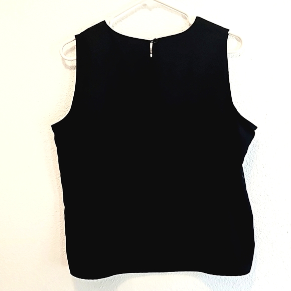 Nations Top - Picture 4 of 5